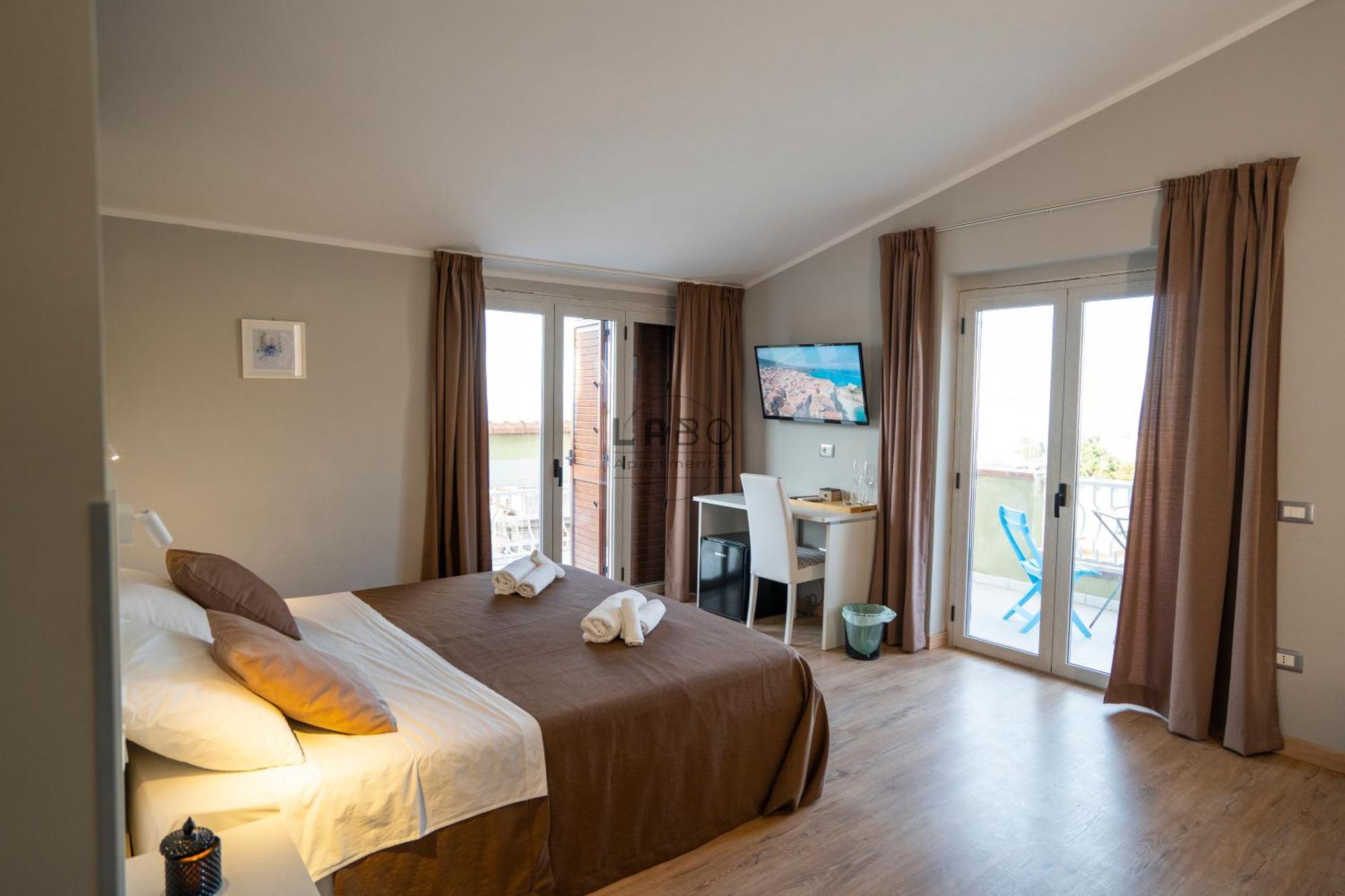 Agape Rooms In تروبيا المظهر الخارجي الصورة