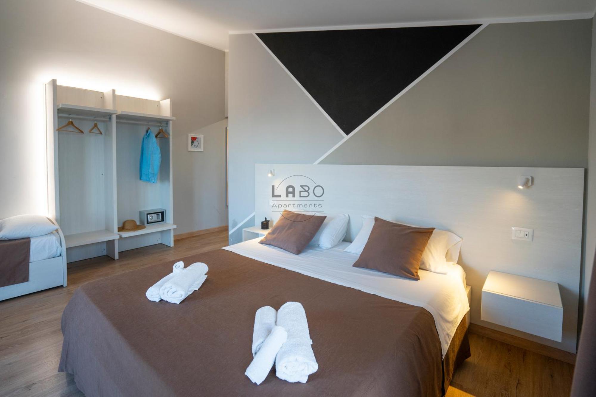 Agape Rooms In تروبيا المظهر الخارجي الصورة